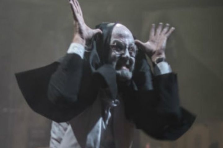 Abattoir Ferme LA Play absurd theater recensie review